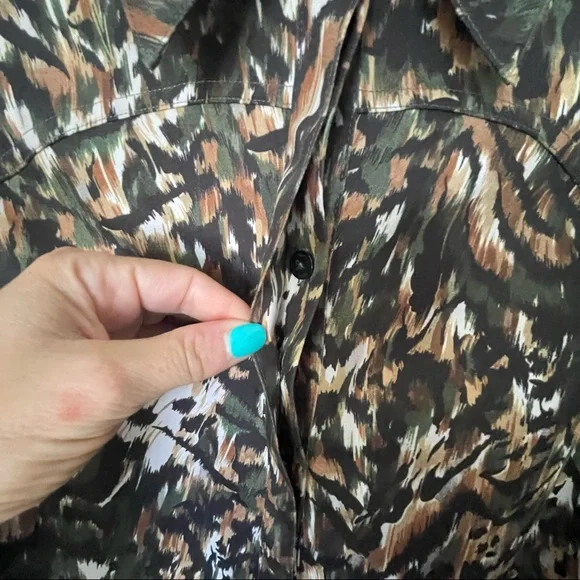 NWT Ted Baker London Evrett Lantern Sleeve Jungle Print Top, Khaki/Multi Size 4